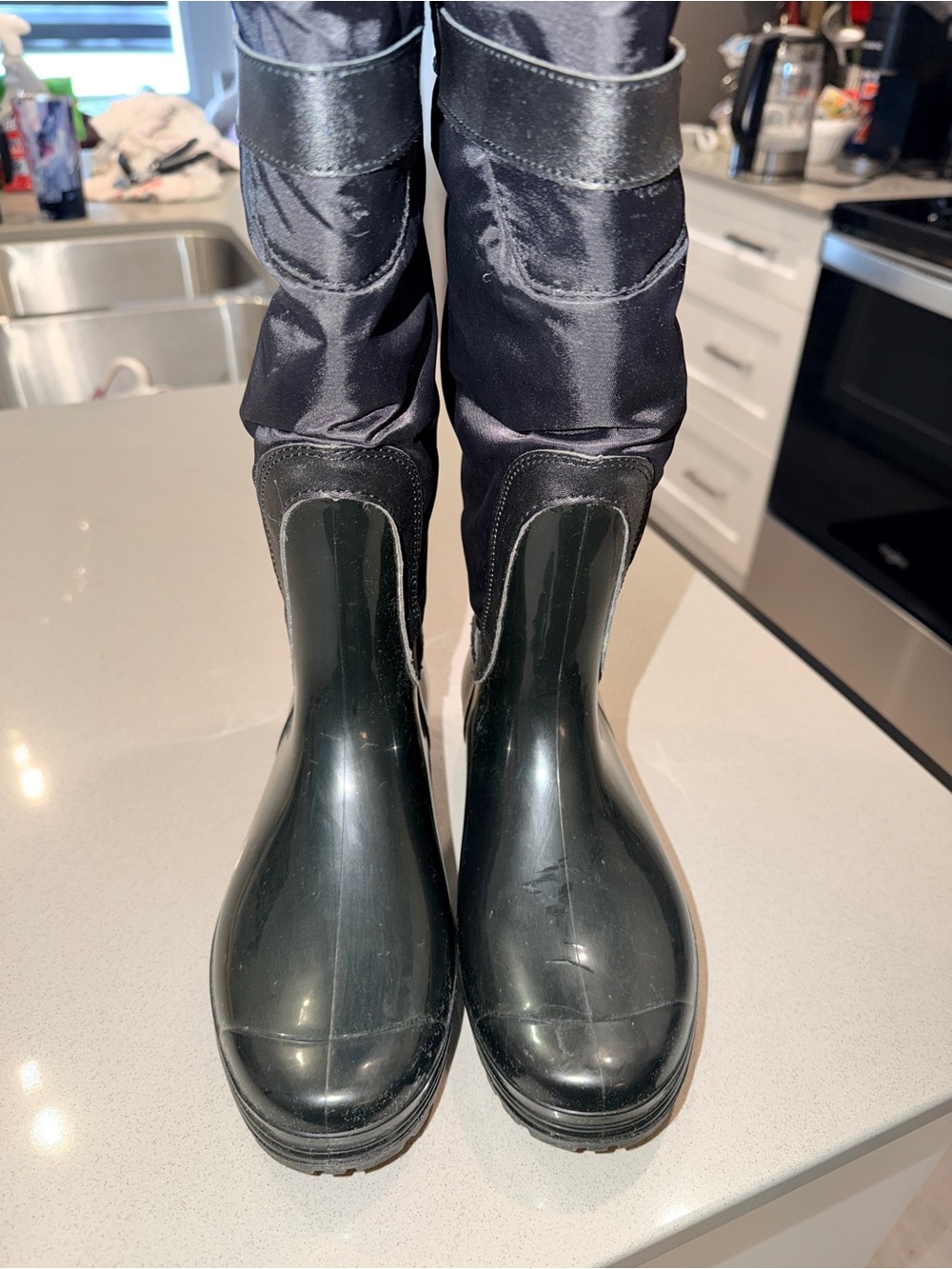 London Fog LINED rain boot winter boot size 8.5 brand new. Zipper on the back. - Picture 4 of 7